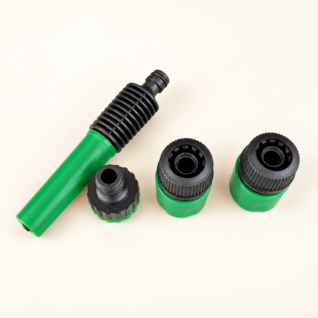 SMTE four-piece green and black garden hose spray nozzle and connector set