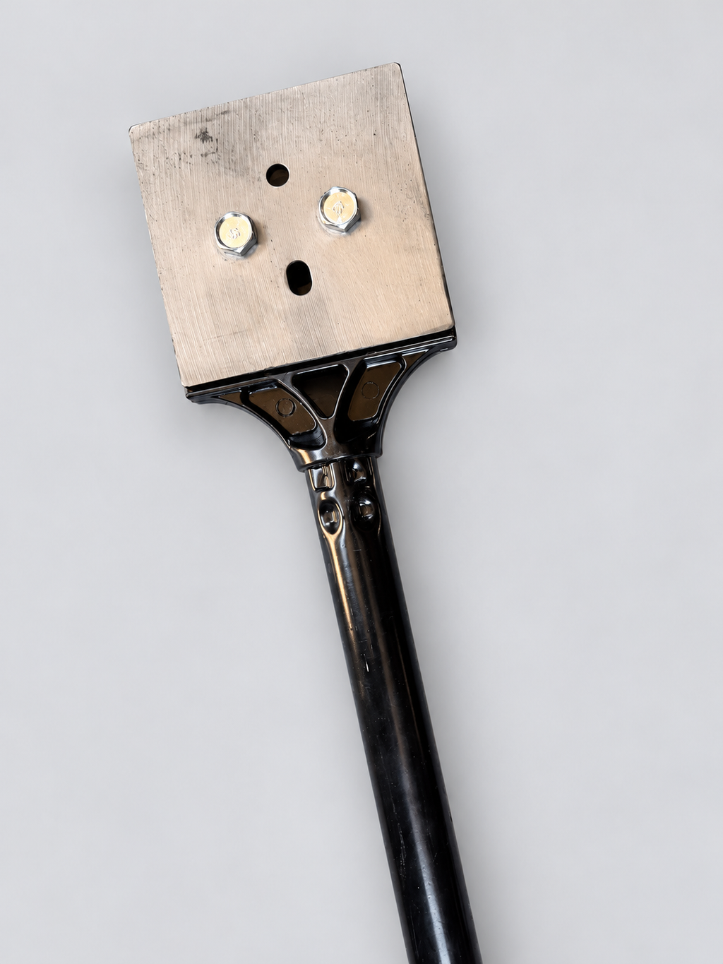 SMTE - 48-Inch Heavy-Duty Long-Handle Scraper - studio view 2