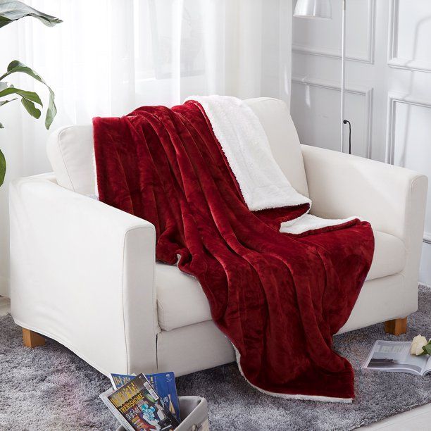 SMTE - Sherpa Ultimate Wool Throw - Cherry Red