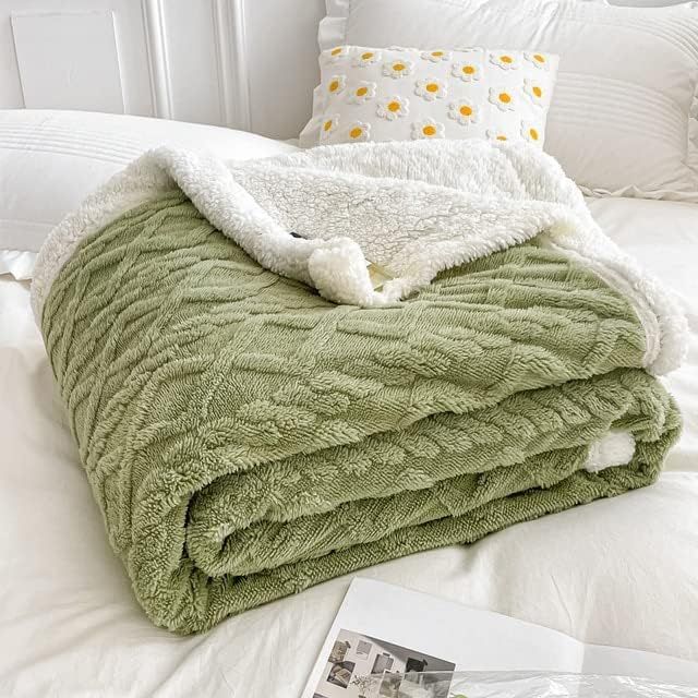 SMTE - Wool Geometric Winter Queen Blanket - Green