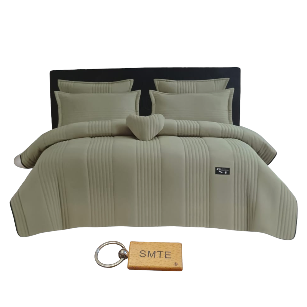 SMTE - Ultimate Comfort6Piece Fiber Quilt Bedding Set and  KeyringCream