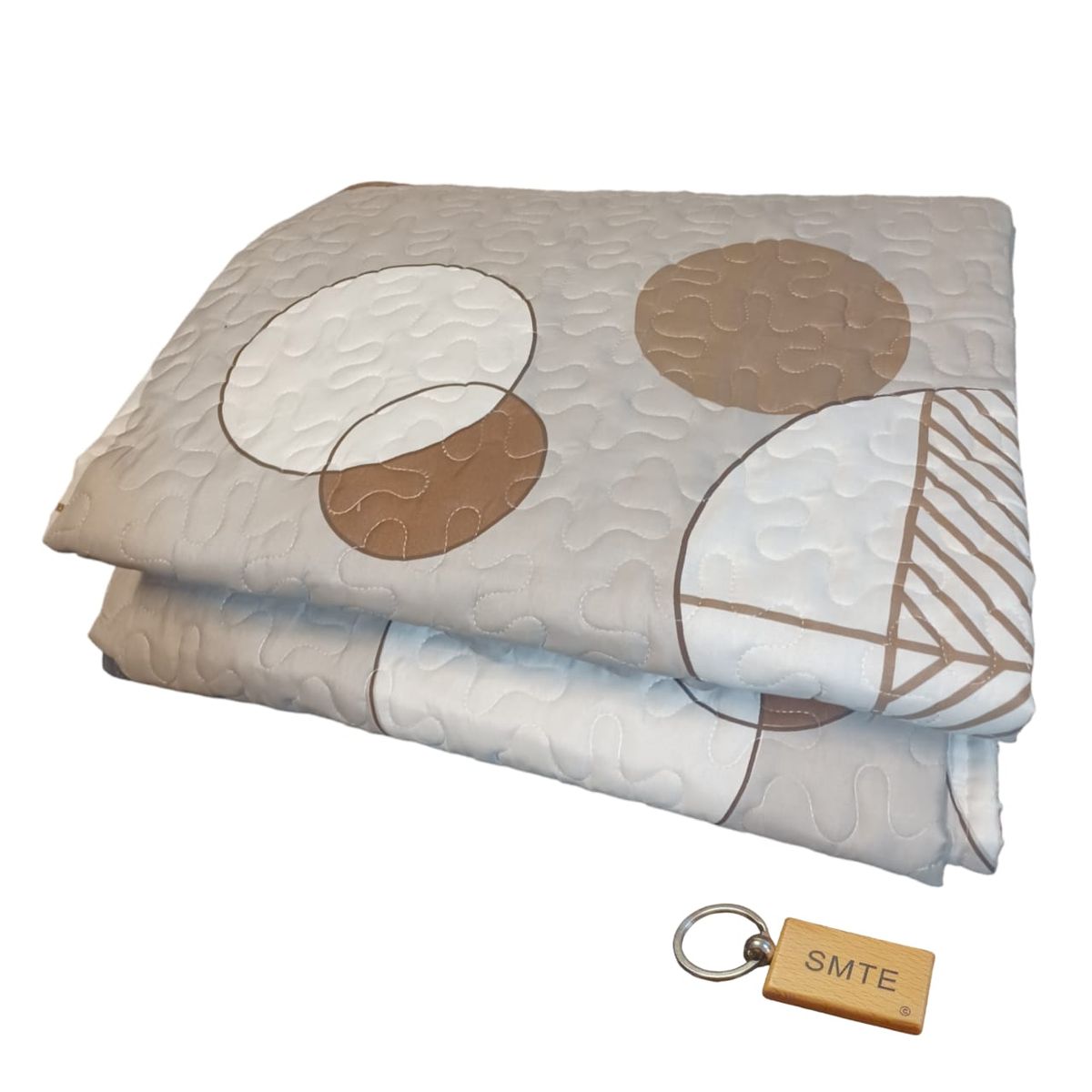 SMTE - Premium Plane Bedspread: Elevate Your Bedroom with Timeless+ KeyringBrown Polka