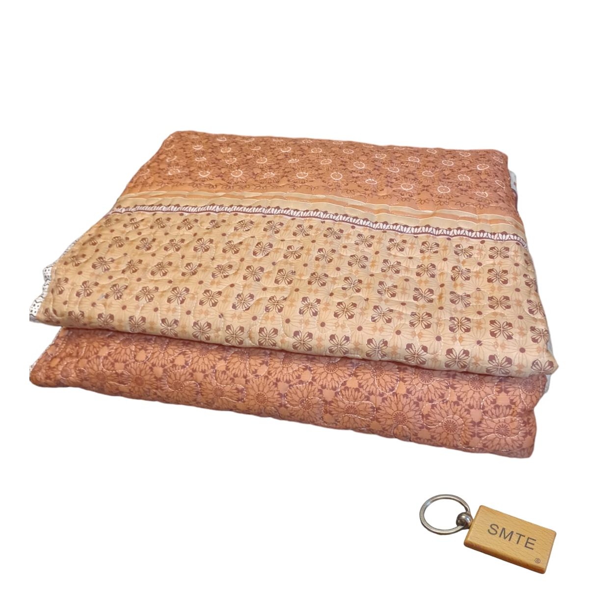 SMTE - Premium Plane Bedspread: Elevate Your Bedroom with Timeless+ KeyringBrown Sums