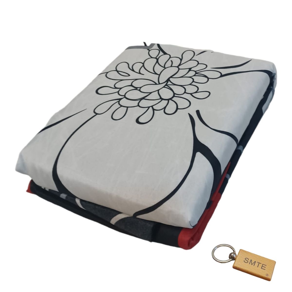 SMTE - Luxurious Microfiber Bed Sheets:150x189cm and  KeyringWhite & Black