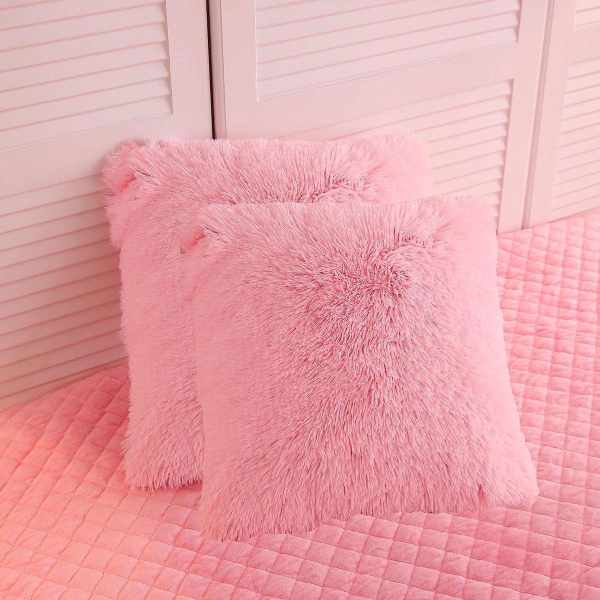 SMTE - Fluffy Faux Fur Pillow -18-Inches Throw Pillow Covers - 2-Pack