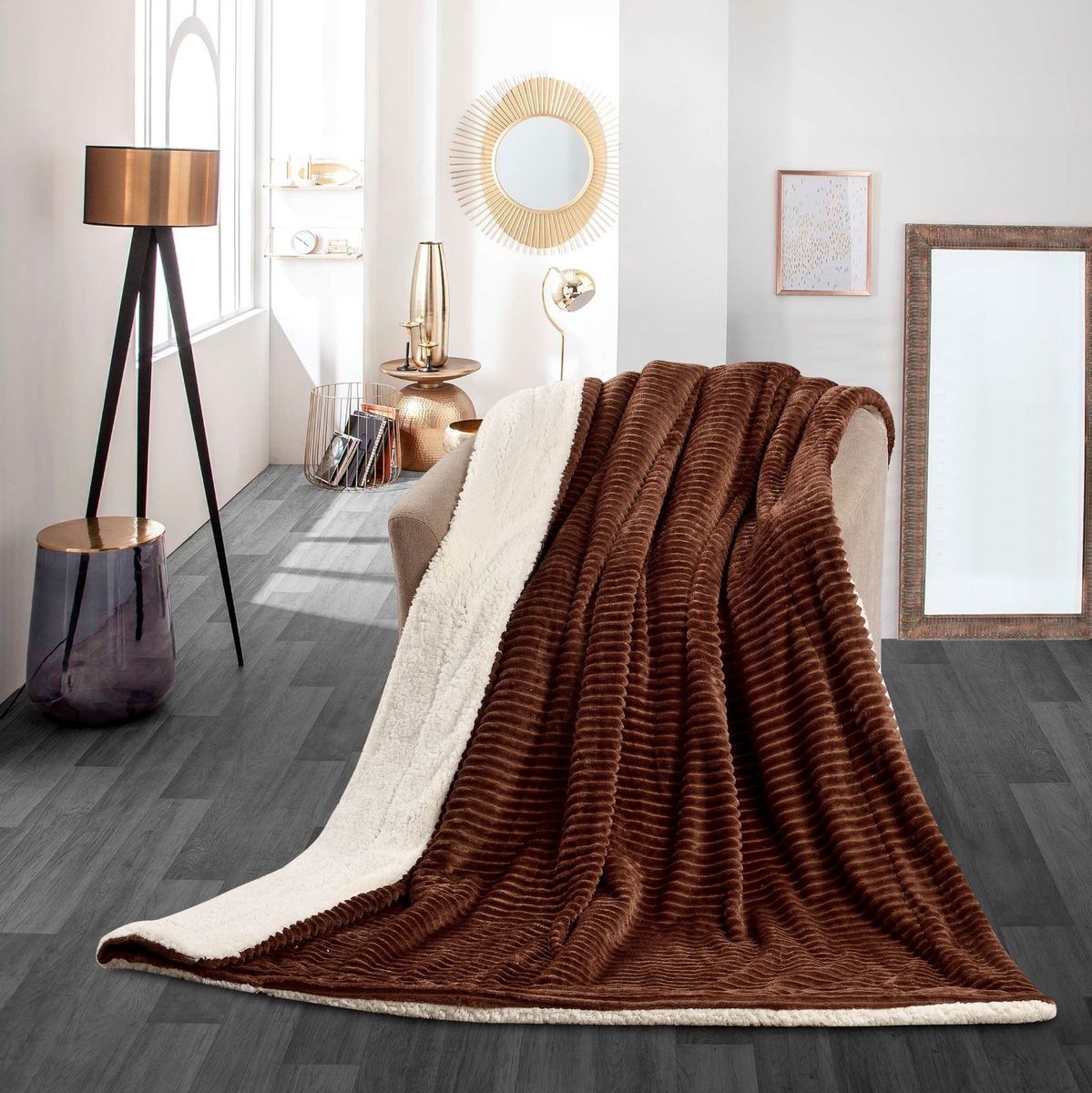 SMTE - Sherpa Ultimate Wool Throw - Brown