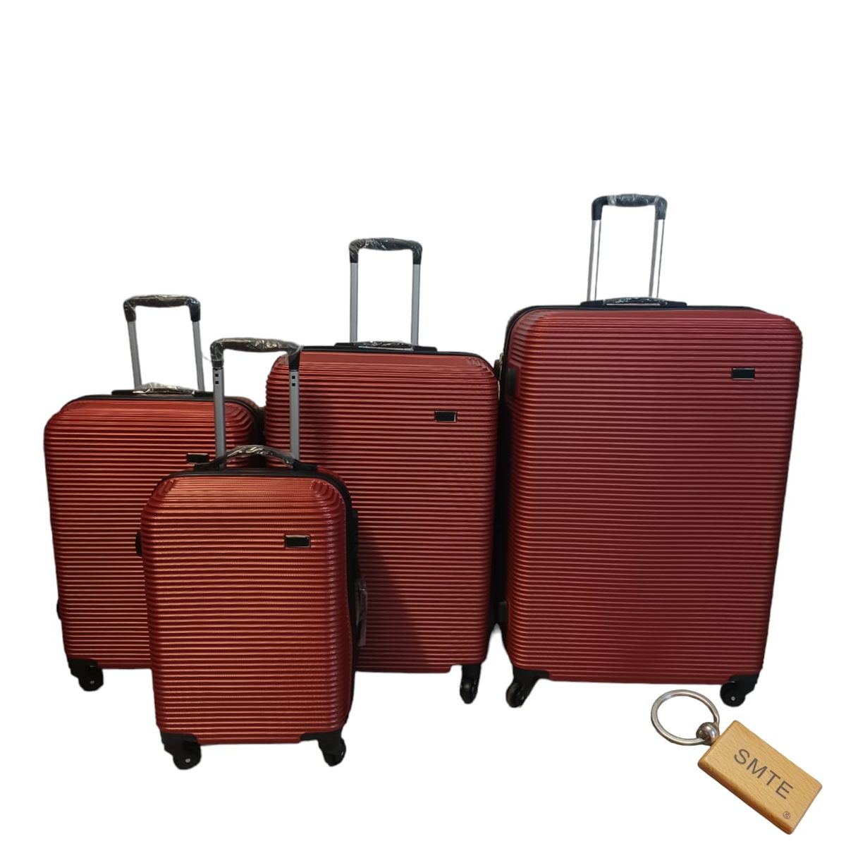 SMTE - Travel in Style4Piece Suitcase Set and  KeyringRed