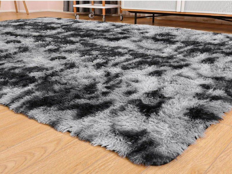 SMTE - Shaggy Fluffy Rug/Carpet- Black/White (140 x 180cm)