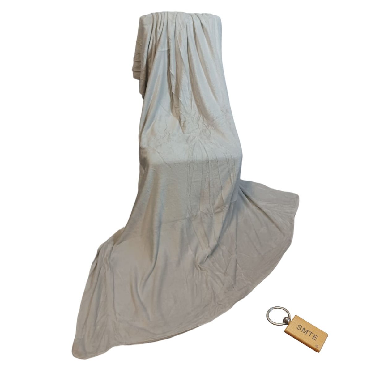 SMTE - Compact Travel Fleece Blankets 180 x210cm + KeyringWhite