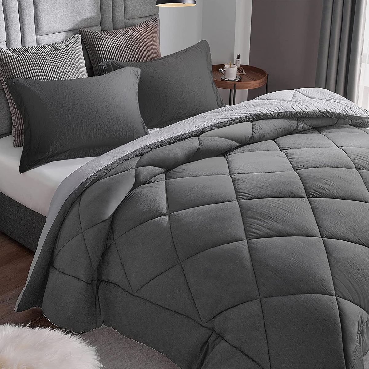 SMTE - Reversible Comforter - Dark/Light Grey