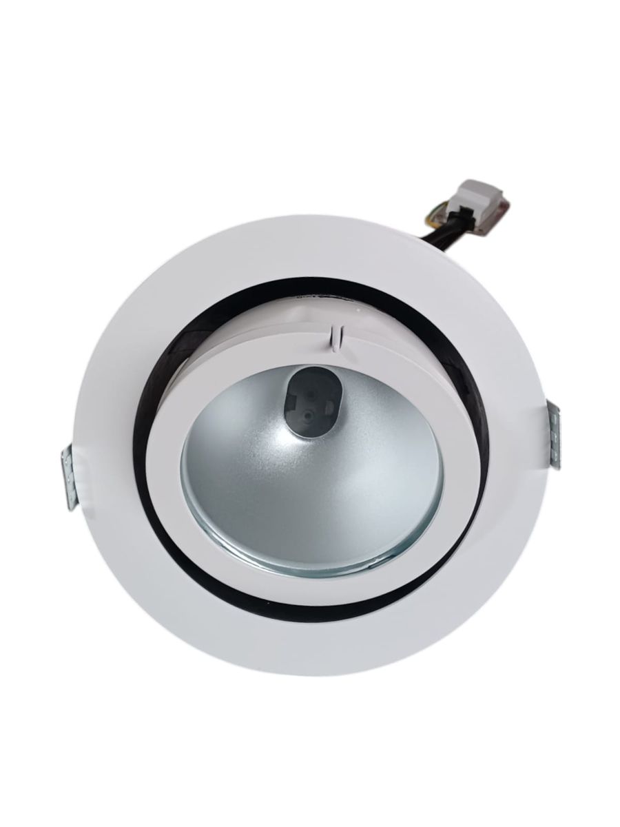 SMTE -  150W HID DownlightWhite Finish Recessed