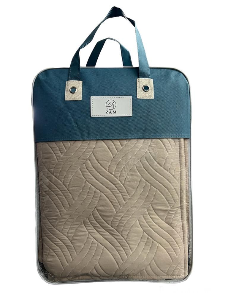 SMTE - Z M Bedspread - Beige
