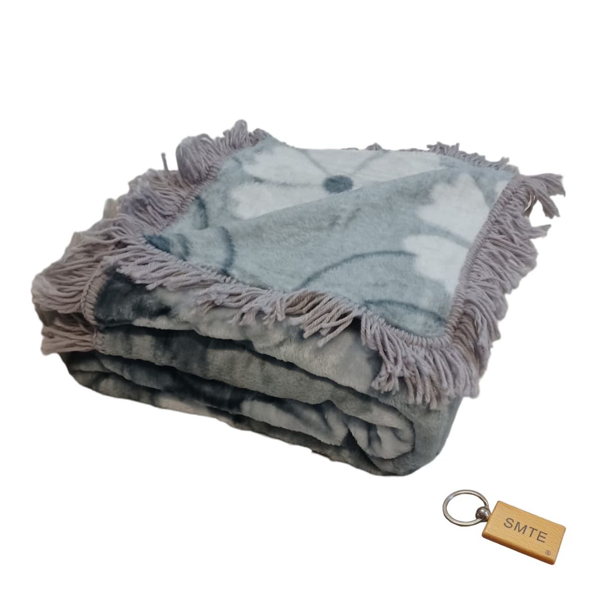 SMTE - Wrapped in WarmthThe Tale of Charlie's BlanketsCharlie with  KeyringGrey