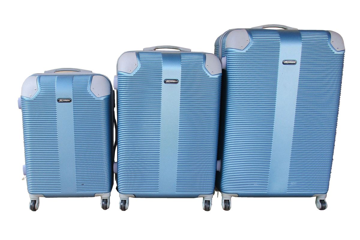 3 Piece Hard Outer Shell Luggage Set - Light blue