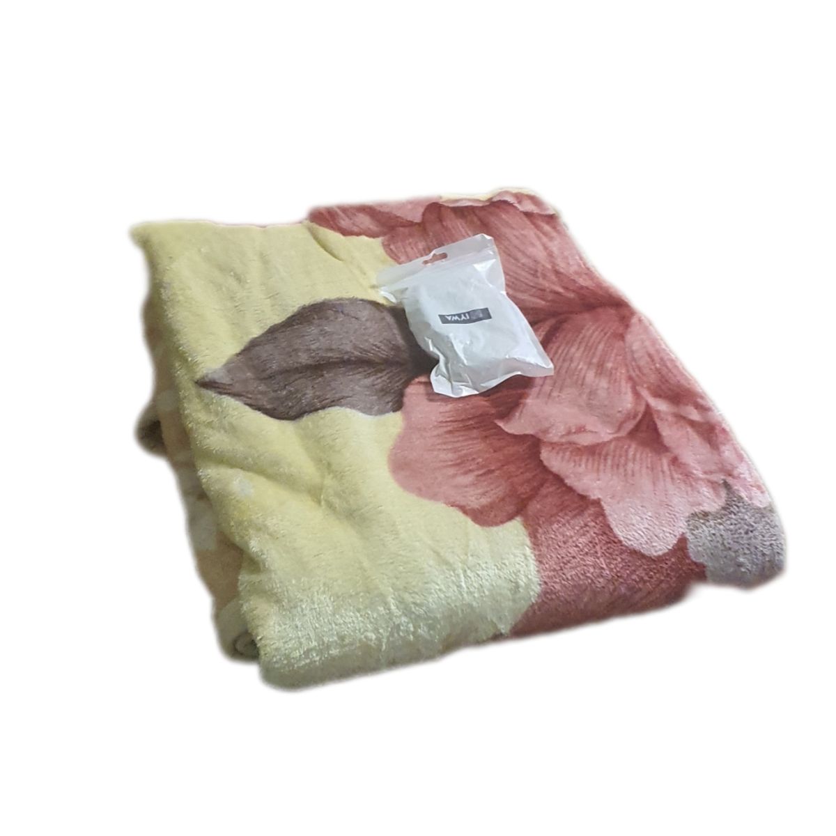 IYWA Super Soft Winter Blanket 2Ply & Tieback - Gold