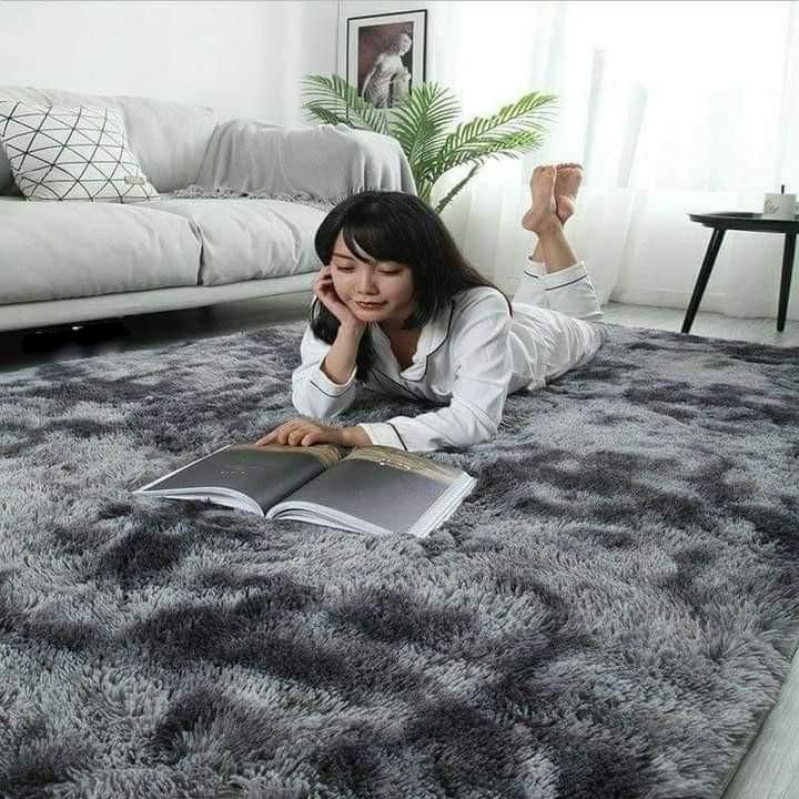 140 x 180cm Plush Three Tone Fluffy Carpet - Shaggy & Foldable Rugs - Grey