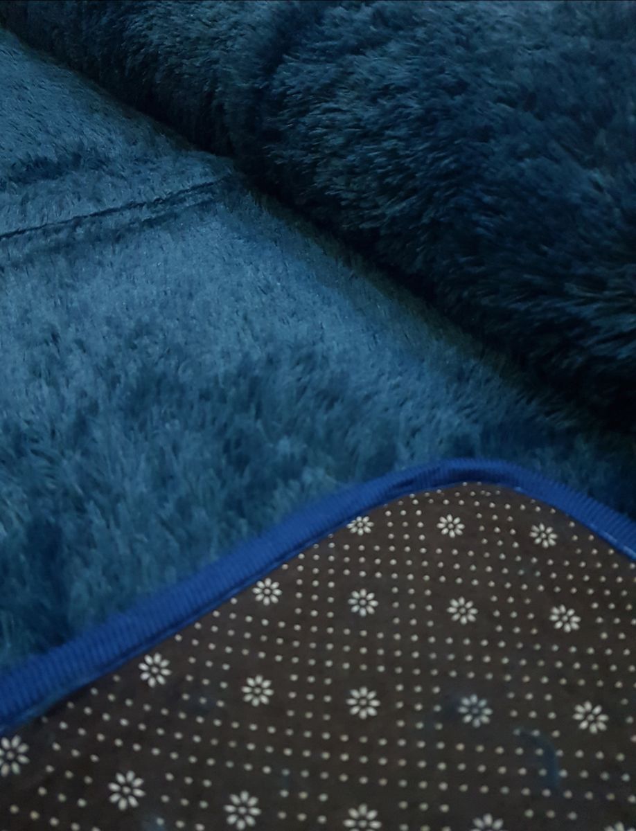Large Premium Fluffy Carpet/Rug - Blue - Ocean Blue