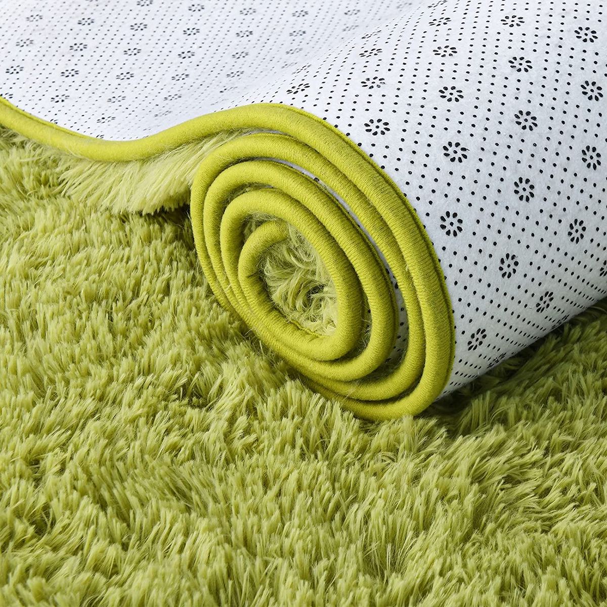 Large Light Shaggy Fluffy Carpets(1.6m x 2.25m) - Green