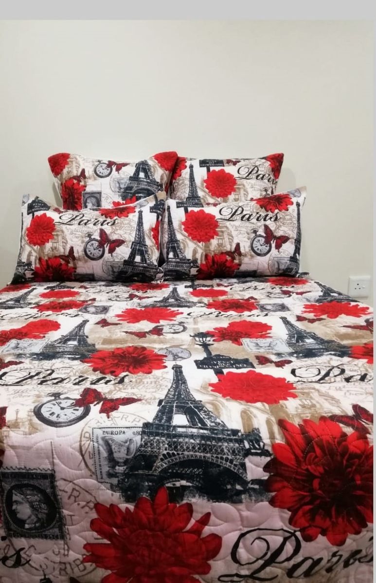 5 Piece Quilt Set Red Effel Tower Bedspread Set