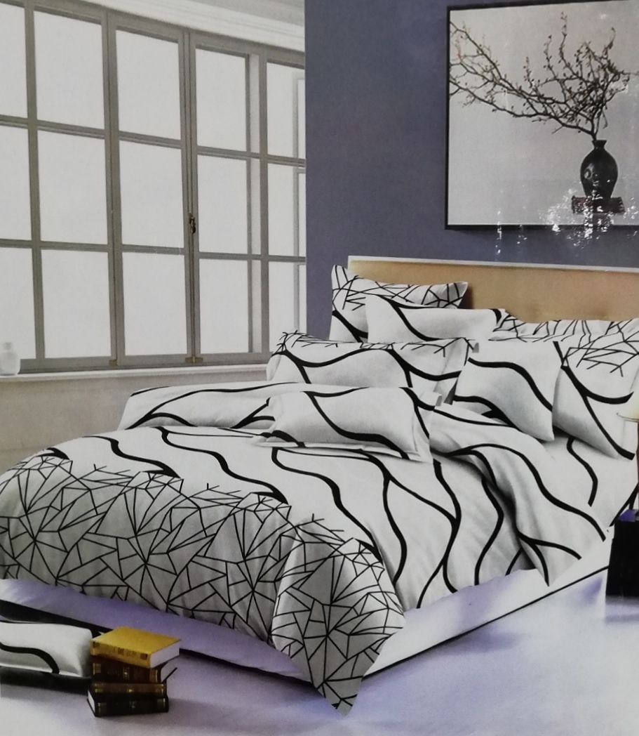 Black Lined Duvet Cover Set