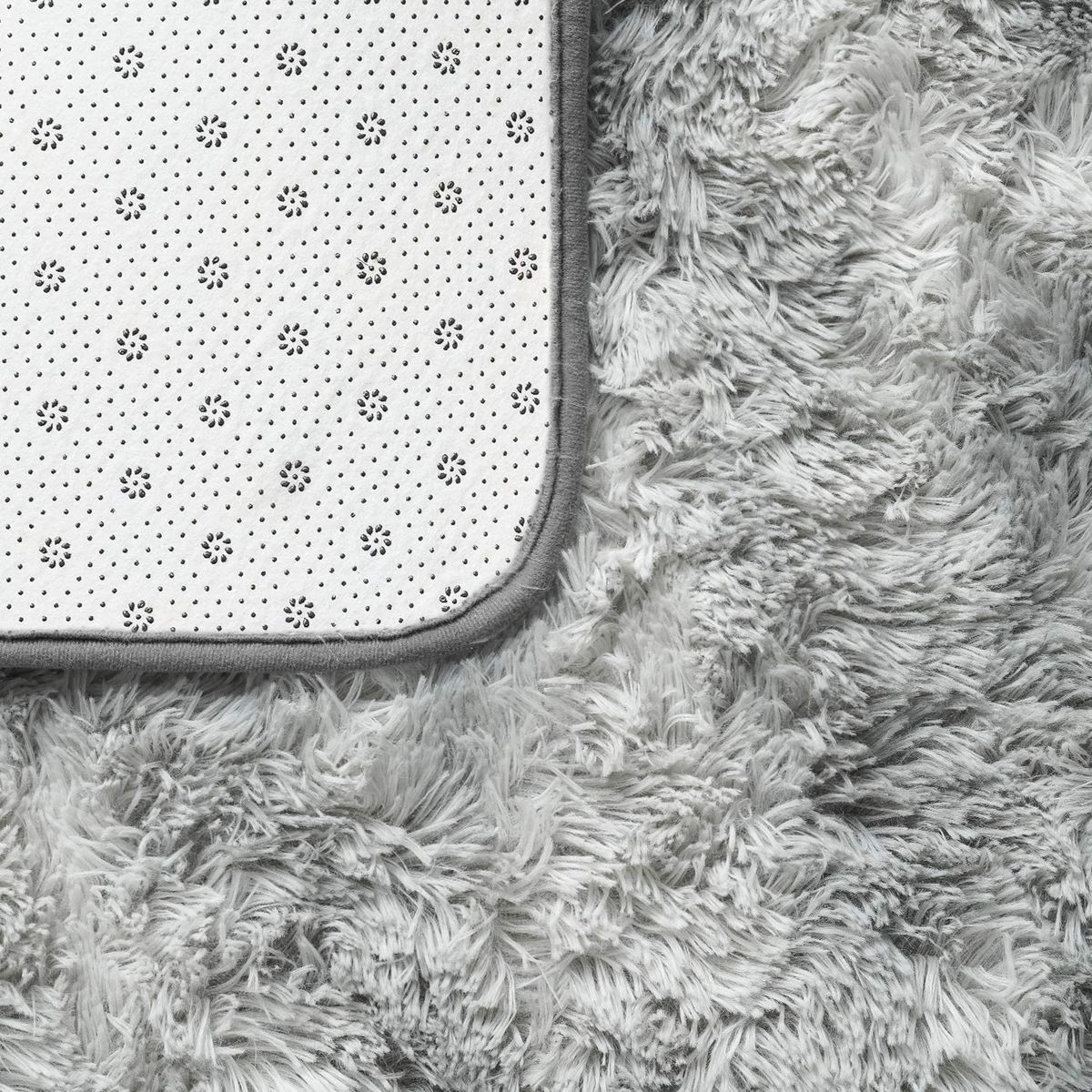Light Fluffy Shaggy Rug/Carpet - Grey&White