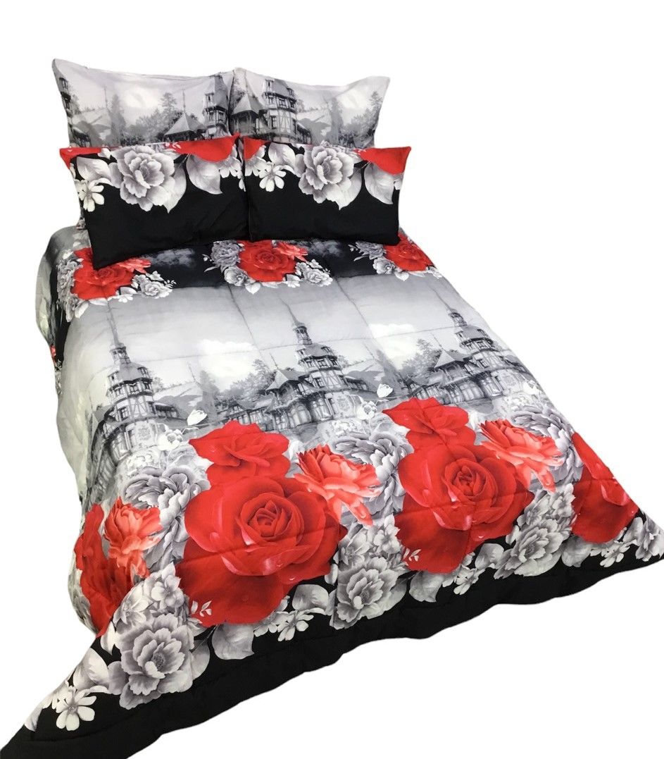 Bedding - 5 Piece Comforter Set - Size King/Queen
