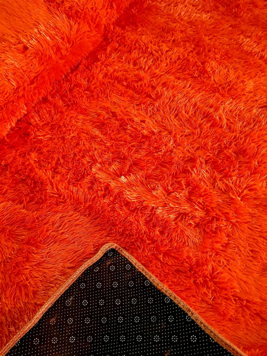 New Large Premium Fluffy Carpet/Rug Orange