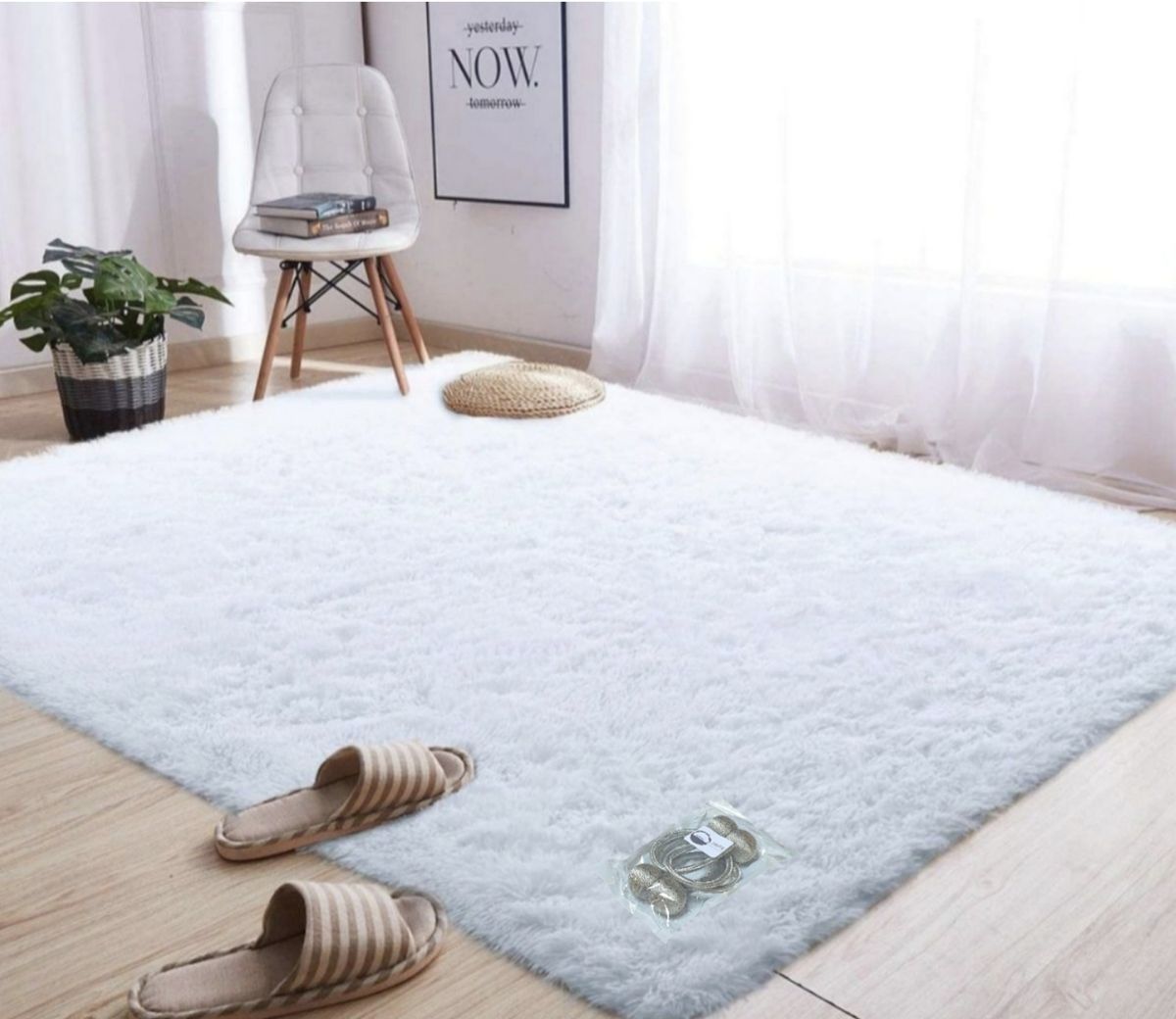 New Large Premium Heavy Duty Fluffy Carpet/Rug & Complementary SMTE Tieback - White