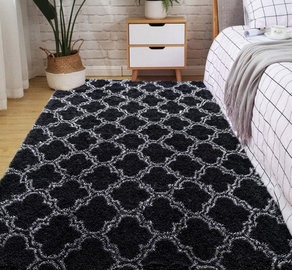 Exclusive Elite Premium Fluffy Carpet/Rug - Black