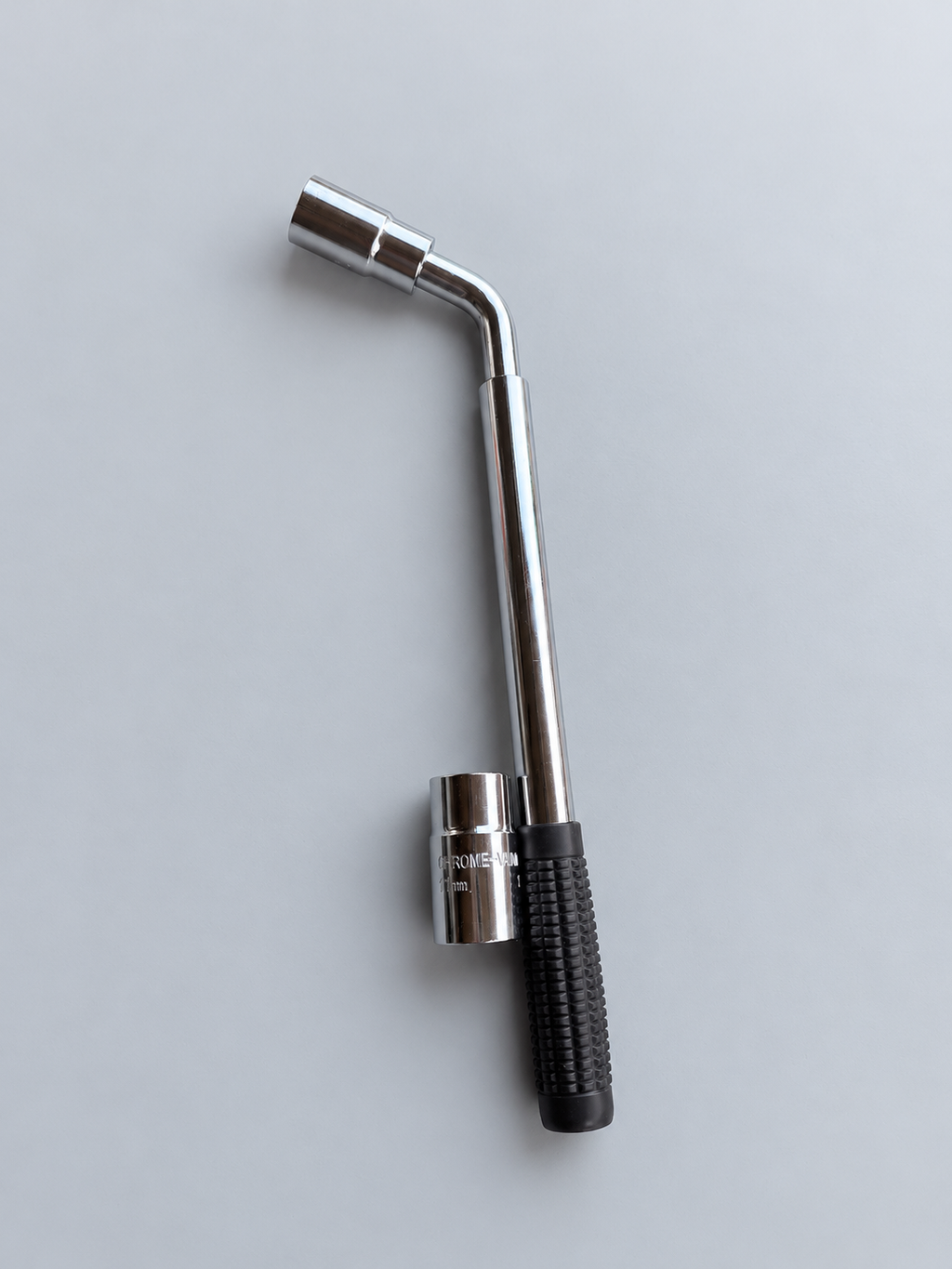 SMTE telescopic wheel wrench view 2